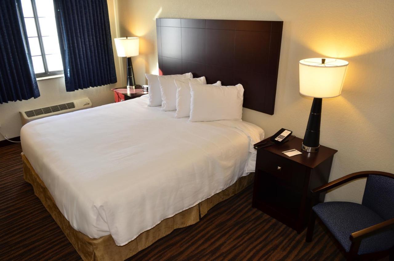 Cobblestone Inn & Suites - Holstein Room photo