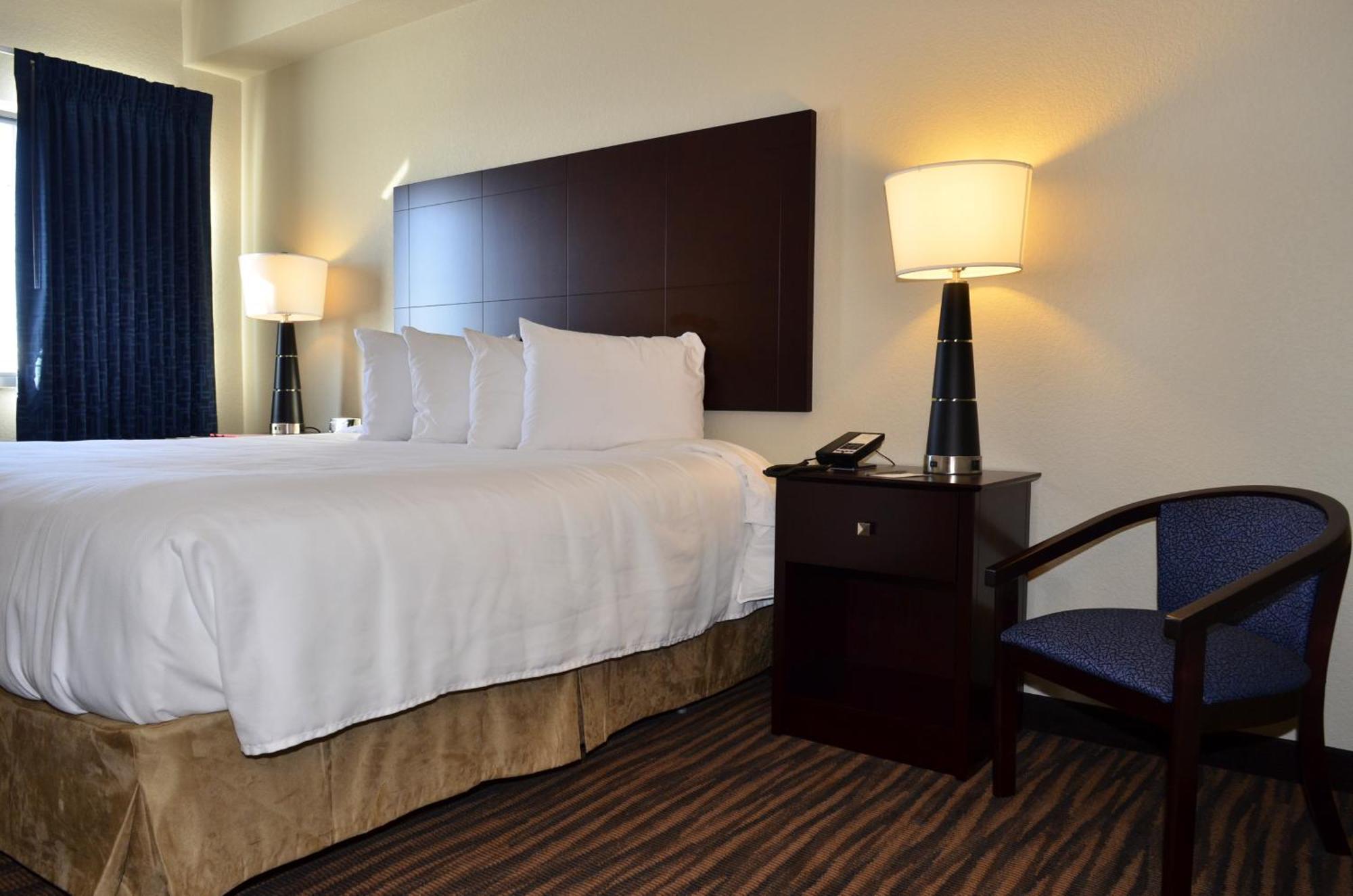 Cobblestone Inn & Suites - Holstein Room photo