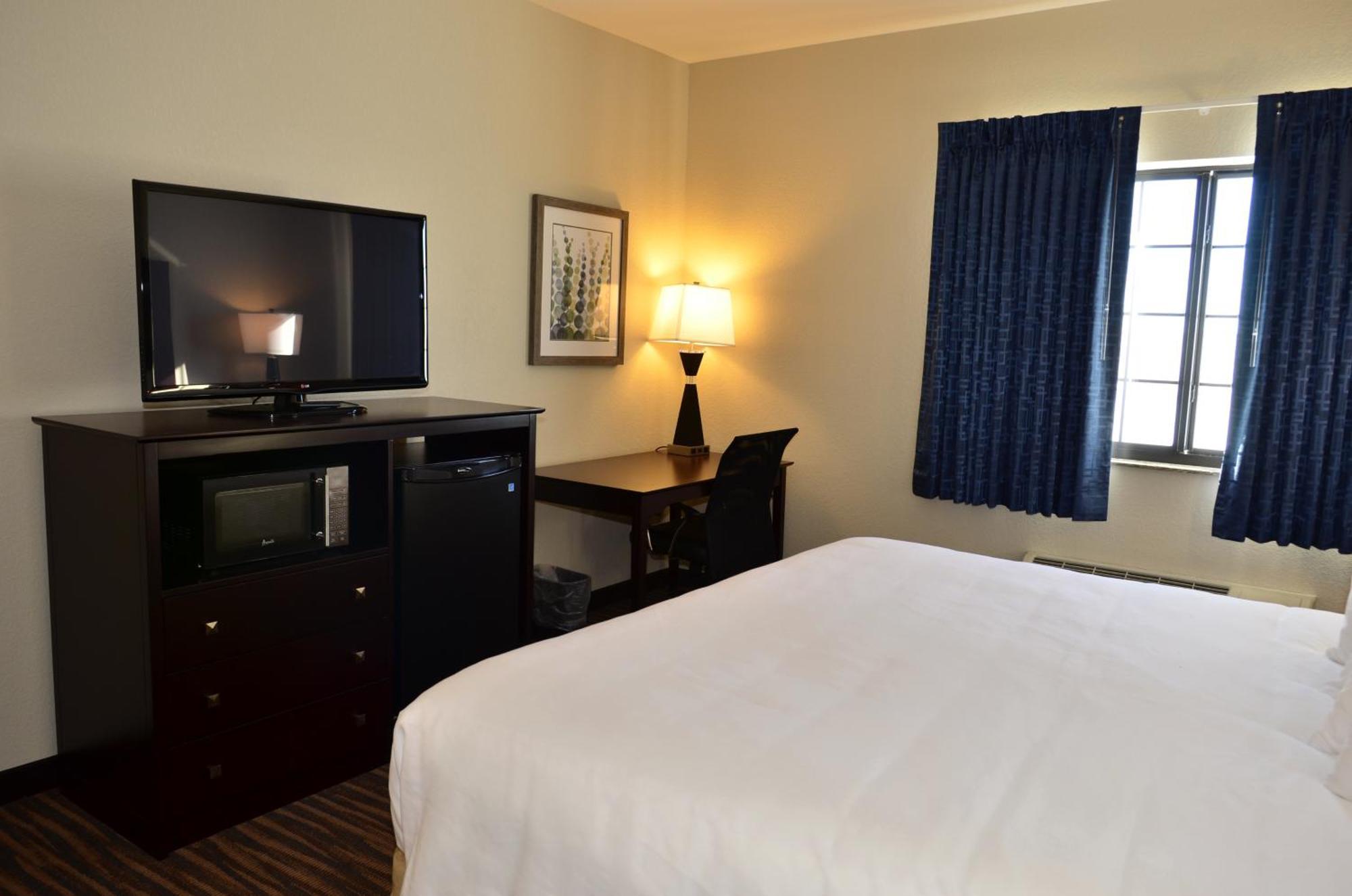 Cobblestone Inn & Suites - Holstein Room photo