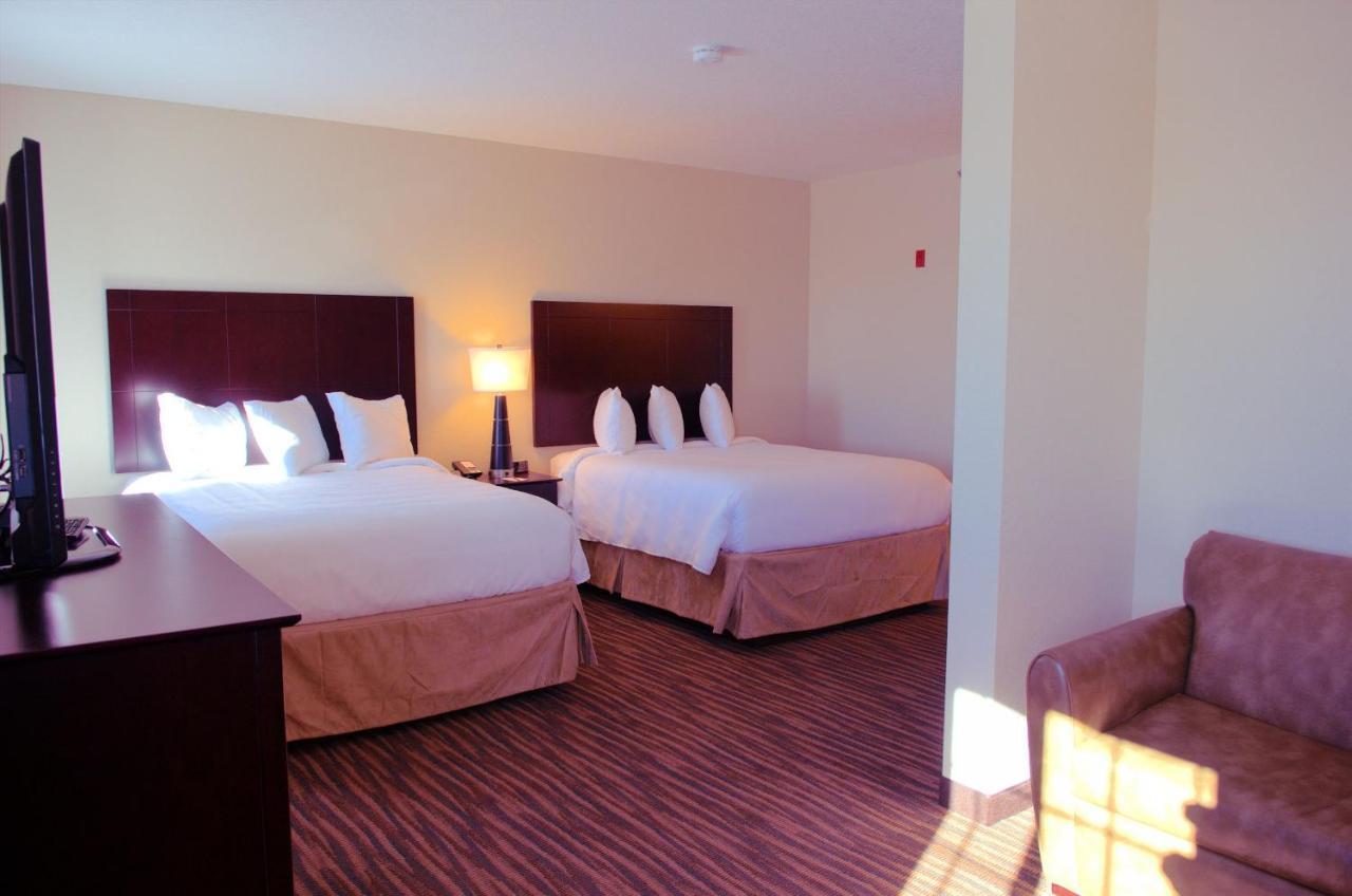 Cobblestone Inn & Suites - Holstein Room photo